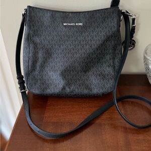 Black , Michael kors